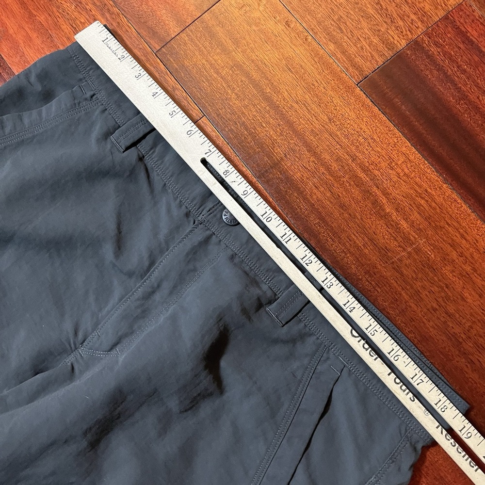The North Face Shorts Mens 36 10" Inseam Gray Nylon Performance Hiking Outdoors - Picture 8 of 11